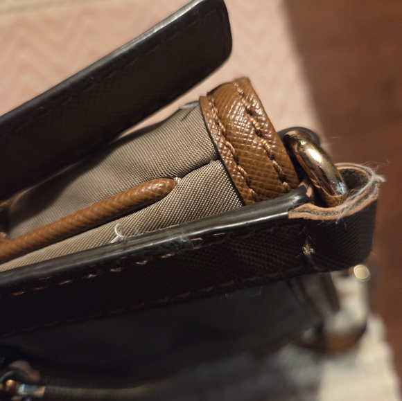 Michael Kors Purse In Tan - Picture 10 of 12